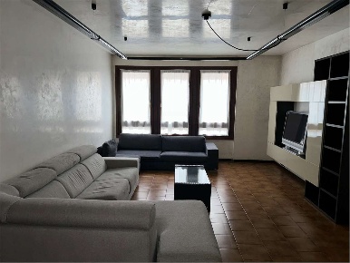 Foto Appartamento in Via Mazzini, Pordenone Centro Storico di 138 m²