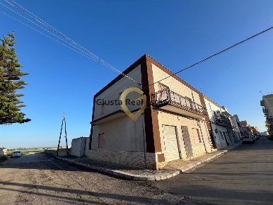 Foto Case semi ndipendenti in Via Livenza 24, Mesagne di 127 m² in vendita