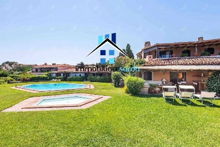 Foto Appartamento in Via della Goletta, Arzachena Porto Cervo di 114 m²