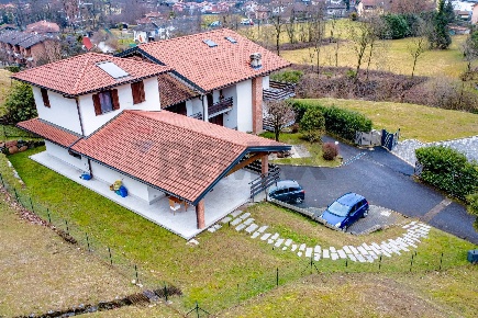 Foto Case semi ndipendenti in Via Piano 2/E, Brissago-Valtravaglia Piano