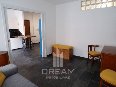 Foto Appartamento in Viale Sant'avendrace, Cagliari di 59 m² con 2 locali