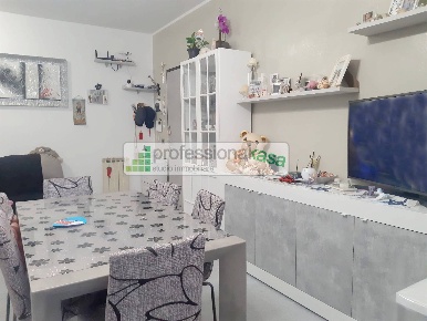 Foto Appartamento in VIA ALESSANDRINI, Vasto di 85 m² con 5 locali