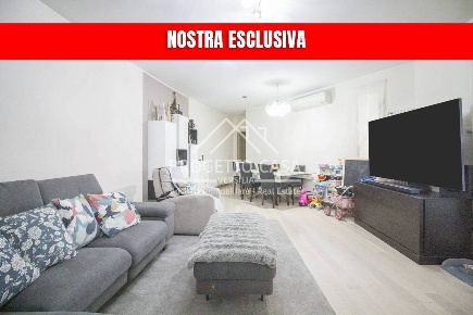Foto Appartamento in VIA CHELINI, Massarosa Stiava di 117 m² con 6 locali
