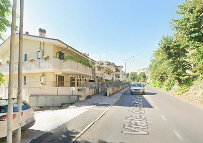 Foto Appartamento in Viale della stazione, Sutri Centro di 100 m²
