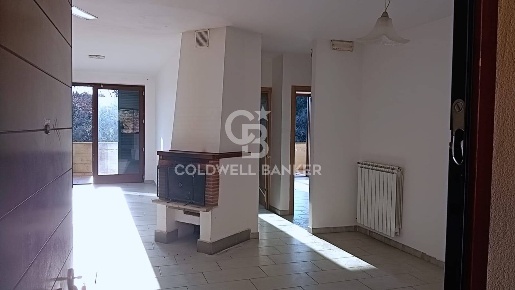 Foto Appartamento in Viale della stazione, Sutri Centro di 100 m²
