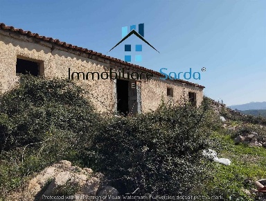 Foto Rustico in Montilongu, Trinità d'Agultu e Vignola di 438 m² in vendita