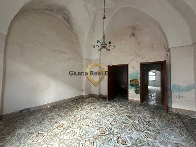 Foto Casa indipendente in via Giacomo Leopardi 11, Squinzano di 81 m²