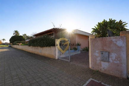 Foto Villa unifamiliare in Torre Testa 39, Brindisi Mitrano - Litoranea