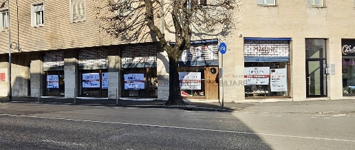 Foto Negozio in VIA DIAZ 1, Brescia di 170 m² con 1 locali in vendita