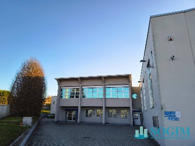 Foto Capannone industriale in via Leopardi 13, Briosco Capriano di 2000 m²