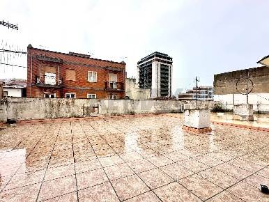 Foto Appartamento in Via Flumendosa 15, Cagliari di 122 m² con 4 locali