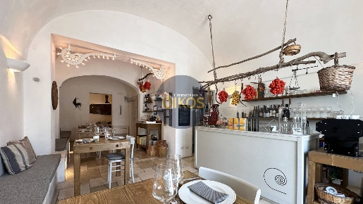 Foto Attività commerciale in Piazza Vittorio Emanuele 39, Monopoli Centro