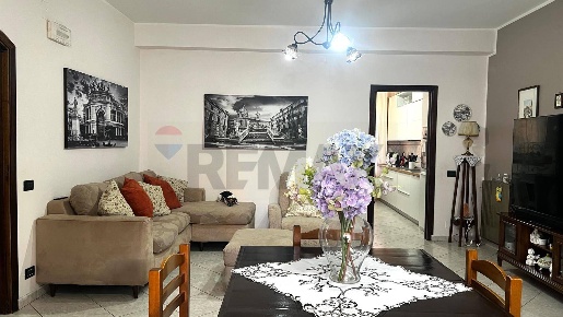 Foto Appartamento in Via IV Novembre, Villabate di 153 m² con 4 locali