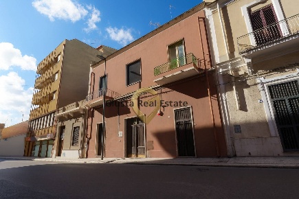 Foto Appartamento in Via De Carpentieri 13, Brindisi Cappuccini di 124 m²