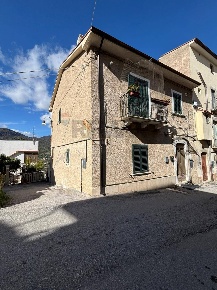 Foto Appartamento in Via Ospedale 11, Tocco da Casauria Centro di 78 m²