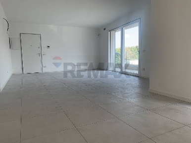 Foto Appartamento in Piazza Libertà, Stezzano di 141 m² con 4 locali