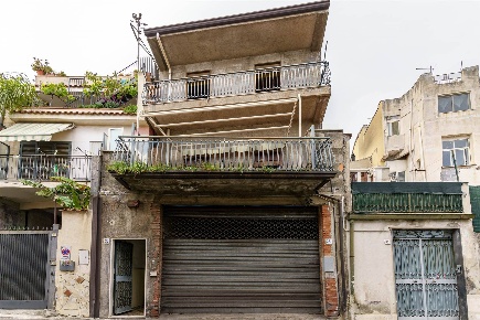 Foto Casa indipendente in via acicastello 33, Aci Castello Centro di 217 m²