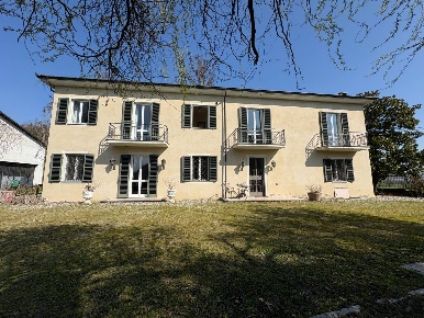 Foto Rustico in via Stazione 18, Ponzano Monferrato di 415 m² con 11 locali