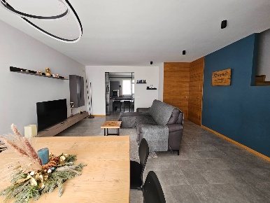 Foto Case semi ndipendenti in VITTIME DI KABUL 65, Galliate di 165 m²