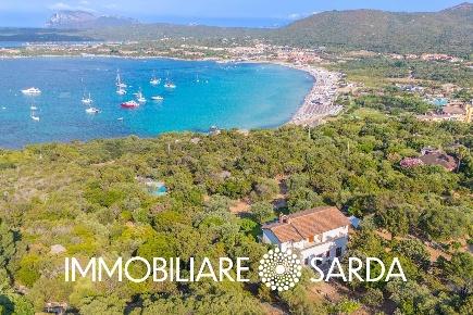 Foto Villa unifamiliare in Via Marinella, Olbia Rudalza di 314 m²