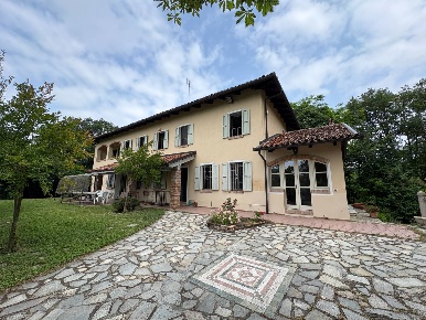 Foto Rustico in strada Moretto Inferiore 1, Villadeati di 365 m² in vendita