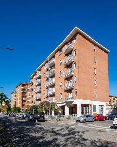 Foto Appartamento in Via Gottardo 177-179, Torino Regio Parco di 220 m²