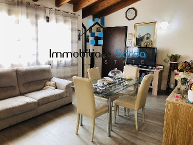 Foto Appartamento in Via Nazionale, Budoni Centro di 108 m² con 5 locali