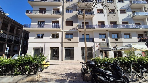 Foto Locale commerciale in via Libertà 159, Palermo Libertà - Villabianca