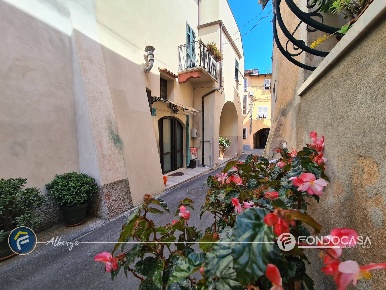 Foto Appartamento in Via Becchignoli, Albenga Bastia di 75 m² con 2 locali