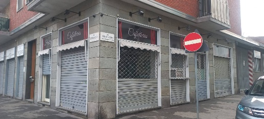 Foto Negozio in via brandizzo 86, Torino Barriera di Milano di 71 m²