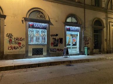 Foto Bar a Torino Giardini Reali di 60 m² con 3 locali in vendita