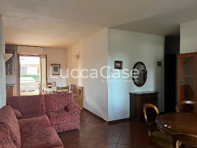Foto Appartamento a Lucca Sant'Angelo di 86 m² con 4 locali in vendita
