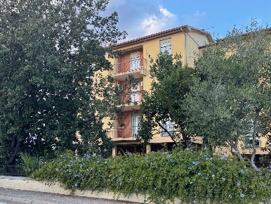 Foto Appartamento in VIA VIGNOLA 10, Olbia di 143 m² con 5 locali