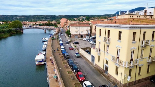 Foto Hotel in Bosa Centro Mare, Bosa Centro di 600 m² con 16 locali