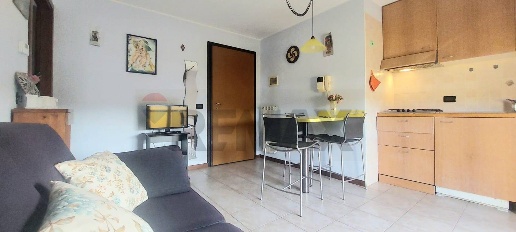 Foto Appartamento in VIA GIOTTO 43, Mariano Comense Centro di 43 m²