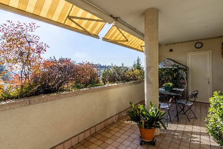 Foto Appartamento in Via Don Minzoni 4, Mariano Comense Centro di 110 m²