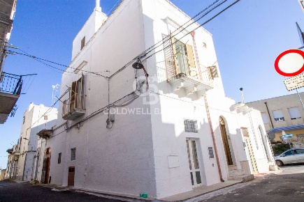 Foto Casa indipendente a Ostuni di 66 m² con 2 locali in vendita