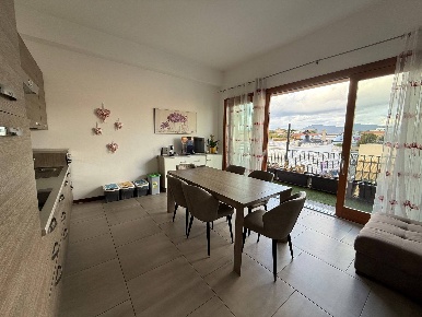 Foto Appartamento in Corso Umberto 183, Olbia Centro Storico di 109 m²