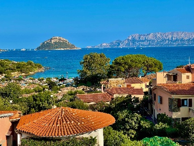 Foto Villa unifamiliare in Via Sabina 12, Golfo Aranci di 250 m² in vendita