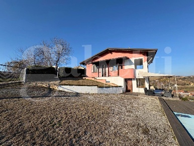 Foto Casa indipendente in Crivallo, Pocapaglia di 50 m² con 2 locali