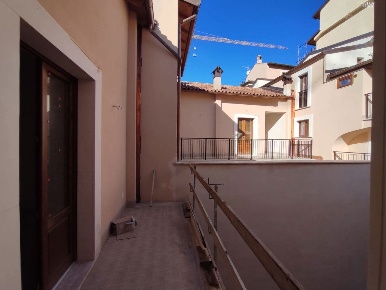 Foto Appartamento in Via Bone Novelle 33, L'Aquila Villa Comunale di 100 m²