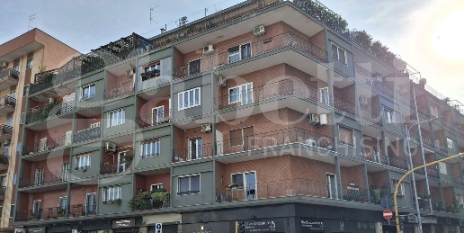 Foto Appartamento in Giuseppe Capruzzi, Bari Picone di 91 m² con 3 locali