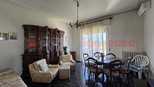 Foto Appartamento a Arezzo Via Marco Perennio di 123 m² con 5 locali