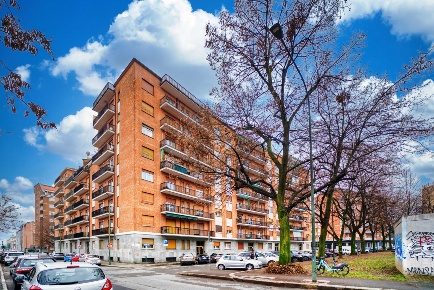 Foto Appartamento in Via Ambrosio 1, Torino Barriera di Milano di 166 m²