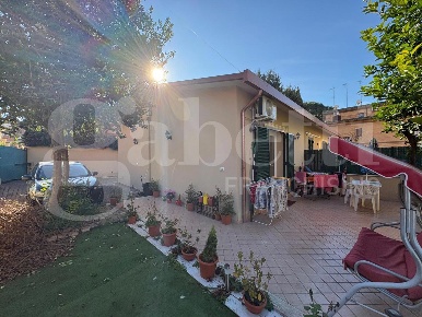 Foto Appartamento in dei Veralli, Roma Pisana - Bravetta di 75 m²