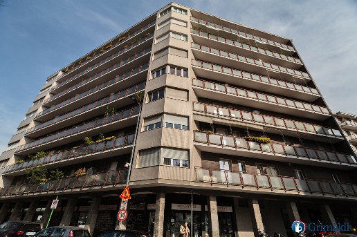 appartamento in vendita a Milano in zona Rembrandt