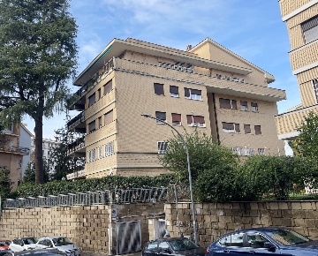 Foto Appartamento in Via Del Casal Giuliani 80, Roma Conca d'Oro - Valli