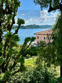 Foto Appartamento in sempione, Meina Centro di 80 m² con 3 locali