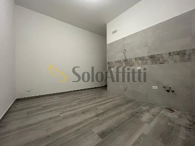Foto Appartamento in Via Napoli 60, Maddaloni Centro di 94 m² con 3 locali