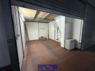 Foto Posti auto in Via della Villa Demidoff, Firenze Novoli di 17 m²